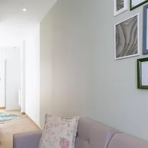 La Jument: Unique/ Magnifique Studio Avec Terrasse, Proche Des Facs Et Du Centre-ville Appartement